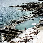 Hotel Les Roches Rouges, A Beaumier Saint-Raphael (Var)