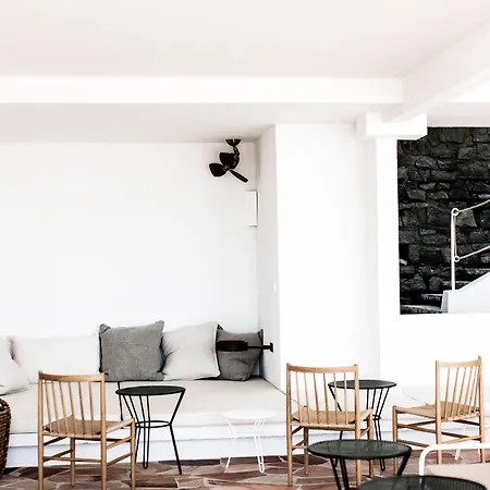 Les Roches Rouges, A Beaumier 5*