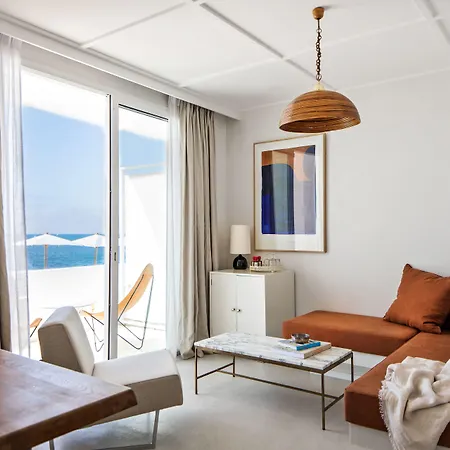 Hotel Les Roches Rouges, A Beaumier 5*