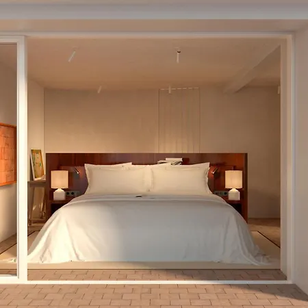 Les Roches Rouges, A Beaumier Hotell 5*