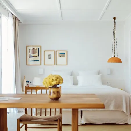 Les Roches Rouges, A Beaumier Hotel 5*