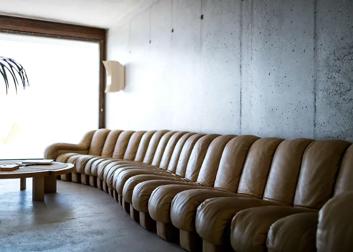 Les Roches Rouges, A Beaumier Hotel