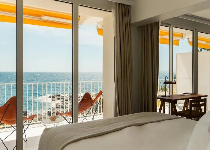 Les Roches Rouges, A Beaumier Hotel Saint-Raphaël