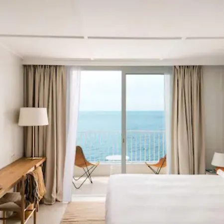 Les Roches Rouges, A Beaumier Hotel 5*
