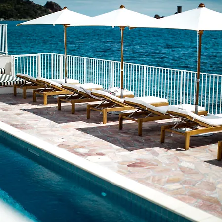 ホテル Les Roches Rouges, A Beaumier 5*