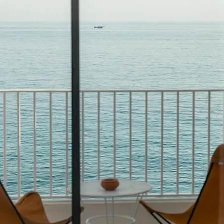 Hotel Les Roches Rouges, A Beaumier 5*