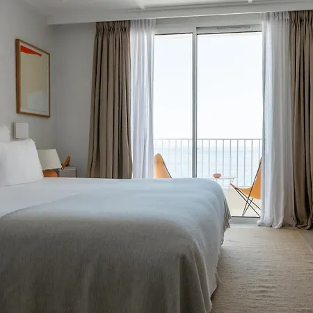 Les Roches Rouges, A Beaumier ホテル 5*