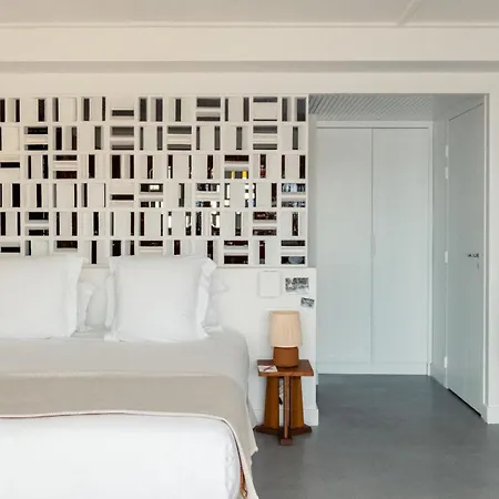 Les Roches Rouges, A Beaumier Hotel 5*