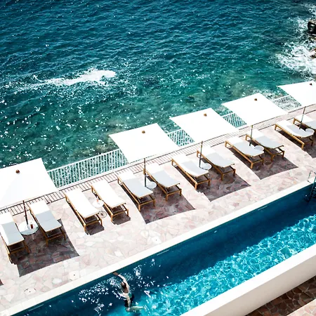Les Roches Rouges, A Beaumier 5* Saint-Raphael (Var)