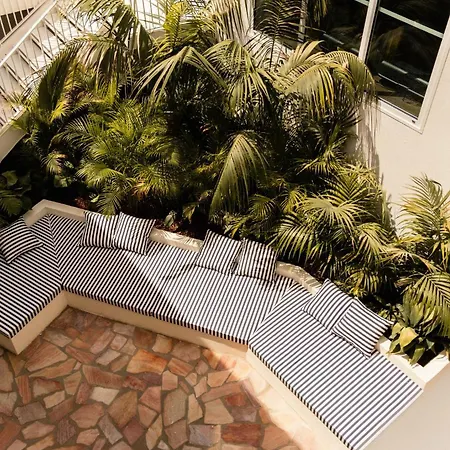 Les Roches Rouges, A Beaumier Hotell Saint-Raphaël