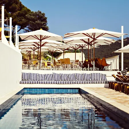 Les Roches Rouges, A Beaumier ホテル Saint-Raphaël