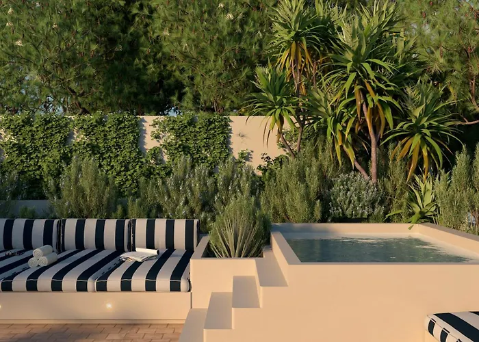 Les Roches Rouges, A Beaumier 5* Saint-Raphael (Var)