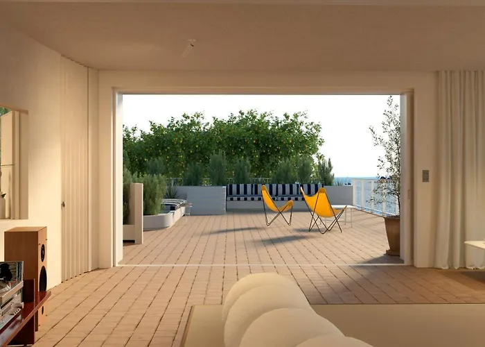 ホテル Les Roches Rouges, A Beaumier