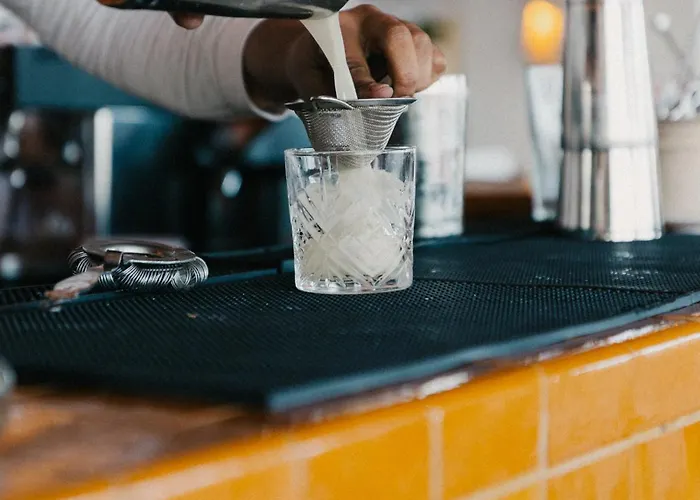 Hotel Les Roches Rouges, A Beaumier