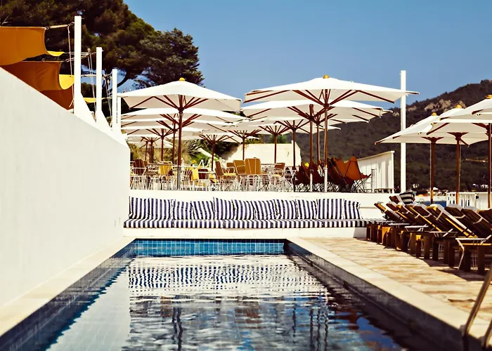 Les Roches Rouges, A Beaumier ホテル Saint-Raphaël