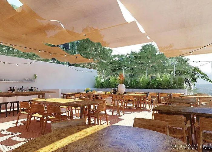 Les Roches Rouges, A Beaumier Hotel