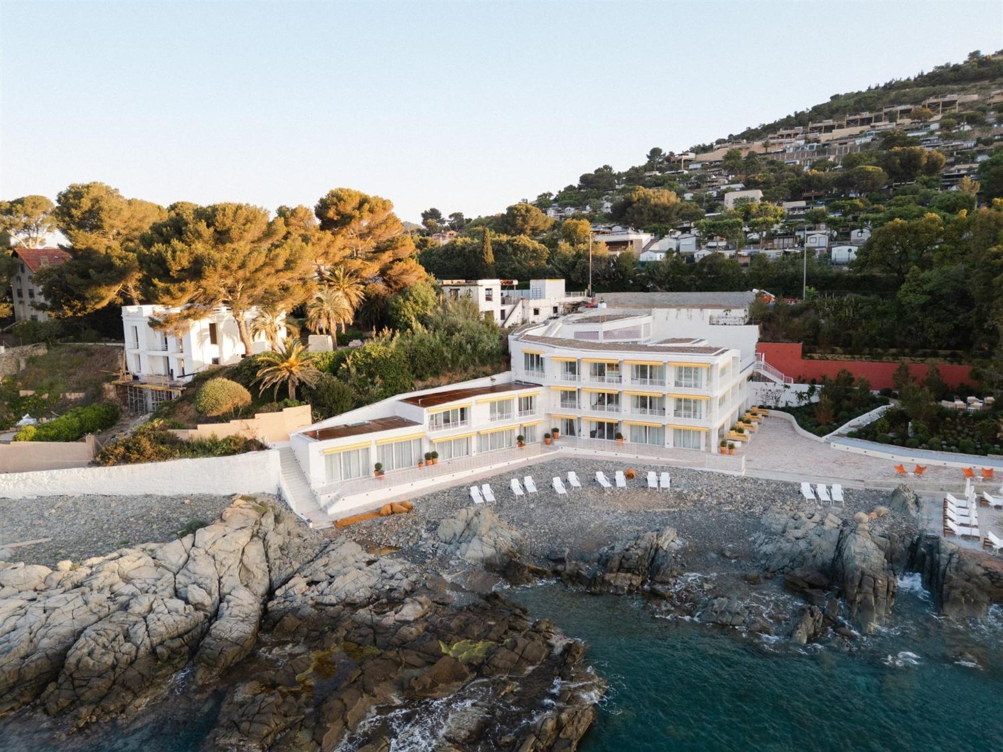 Hotel Les Roches Rouges Saint-Raphaël, France - réserver maintenant ...